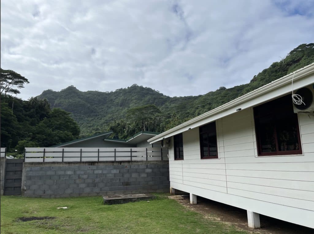 MOOREA – A SAISIR : 2 Jolies maisons T3 meublées , 79 M nég. – photo 3