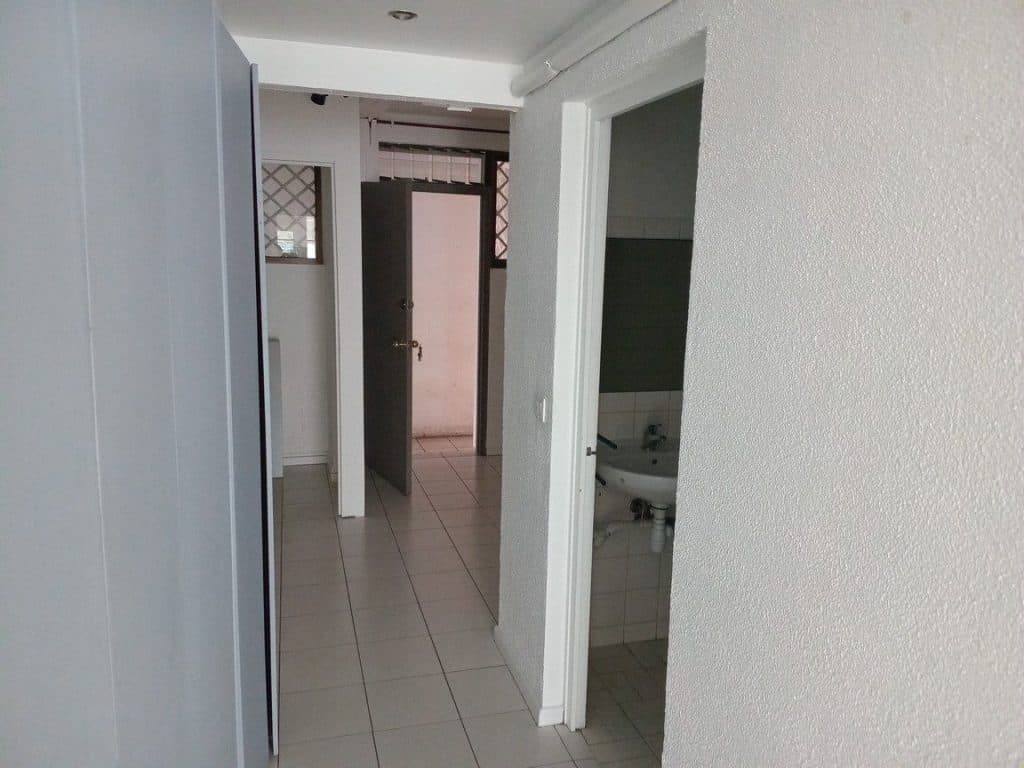Papeete – Local Professionnel – 44m² – photo 4