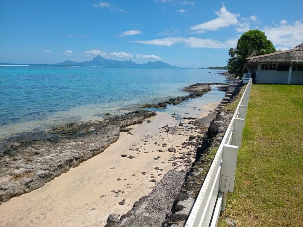 Punaauia – Bord de mer – 2000m²