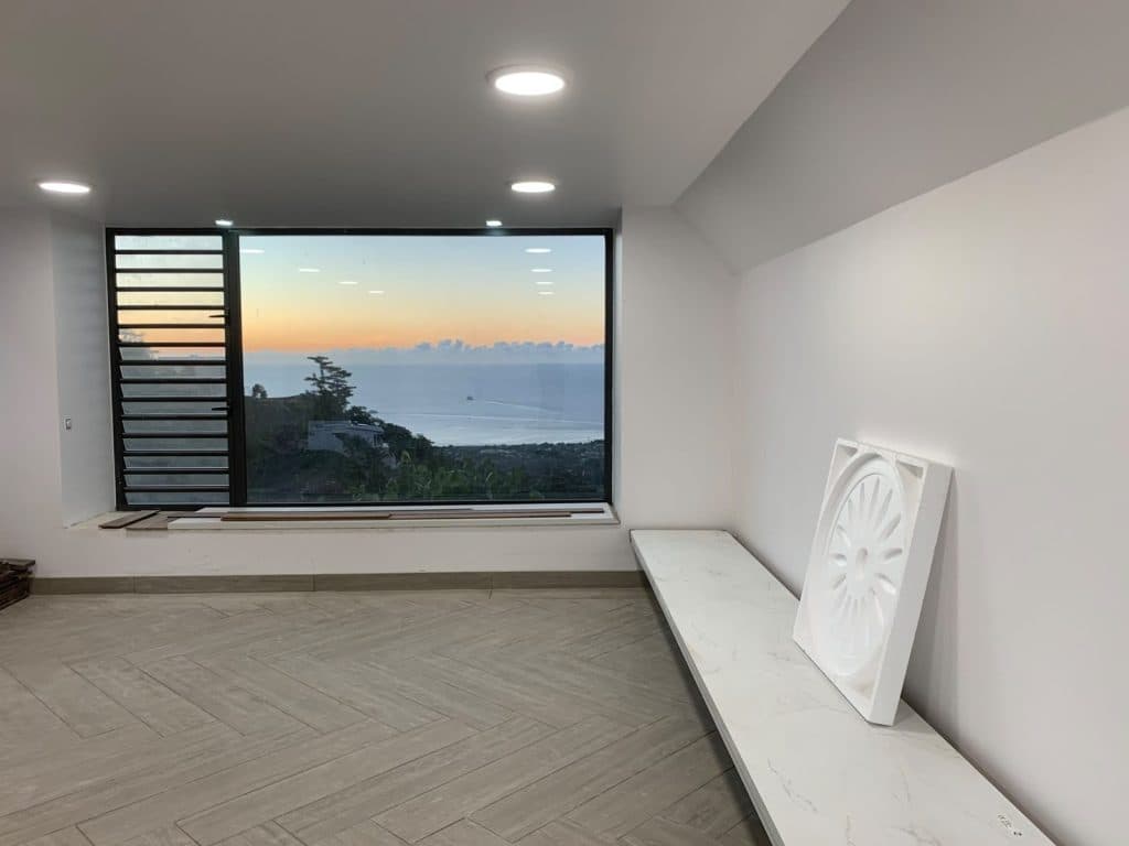 Faa'a – Propriété récente de 330 m² offrant une vue panoramique exceptionnelle sur la rade de… – photo 2