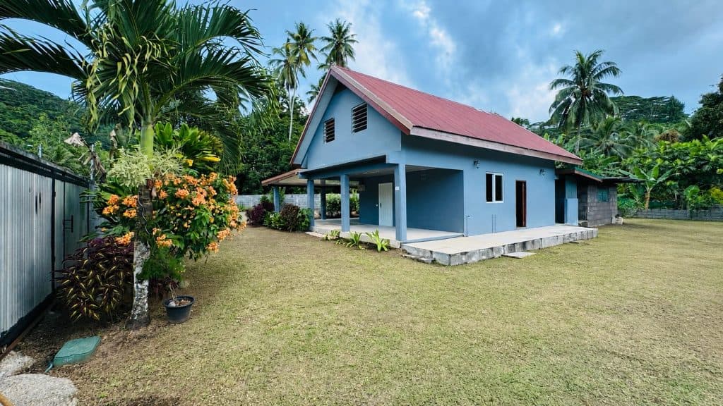 MAHAENA PK 31 – Maison F5 meublée – Terrain 1.000 m2 – Calme